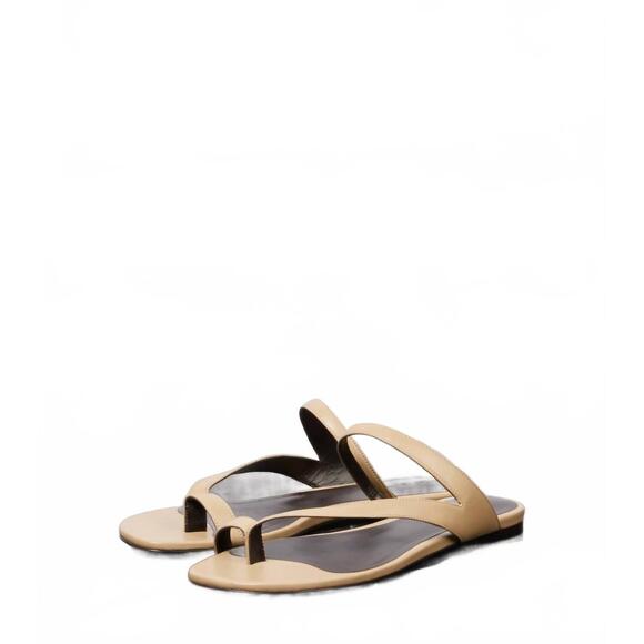 NEW KHAITE women's aimee flat sandal in nude - Picture 3 of 3